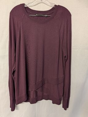Athleta Long Sleeve Crew Neck Top in Deep Plum Size XL